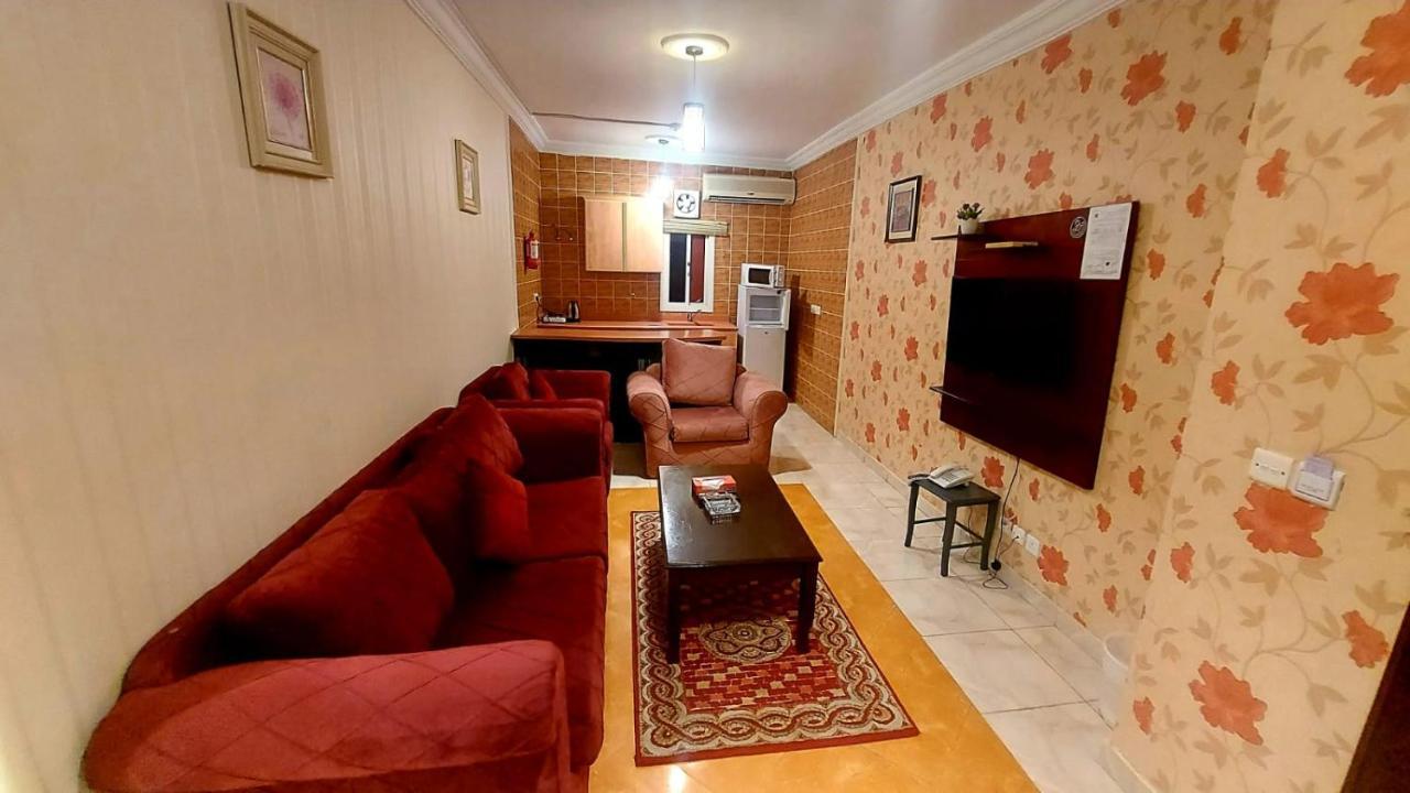 Laylat Wed Aparthotel Jiddah Esterno foto